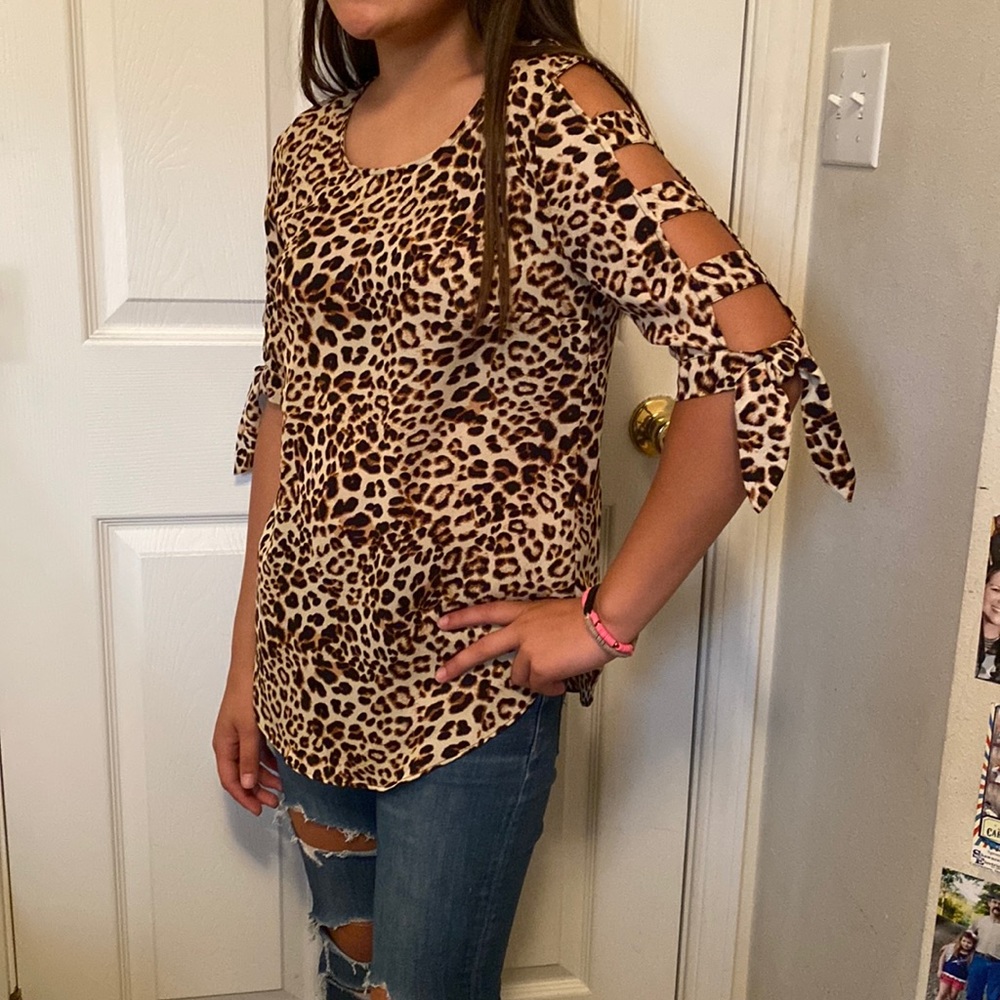 Women’s Blouse